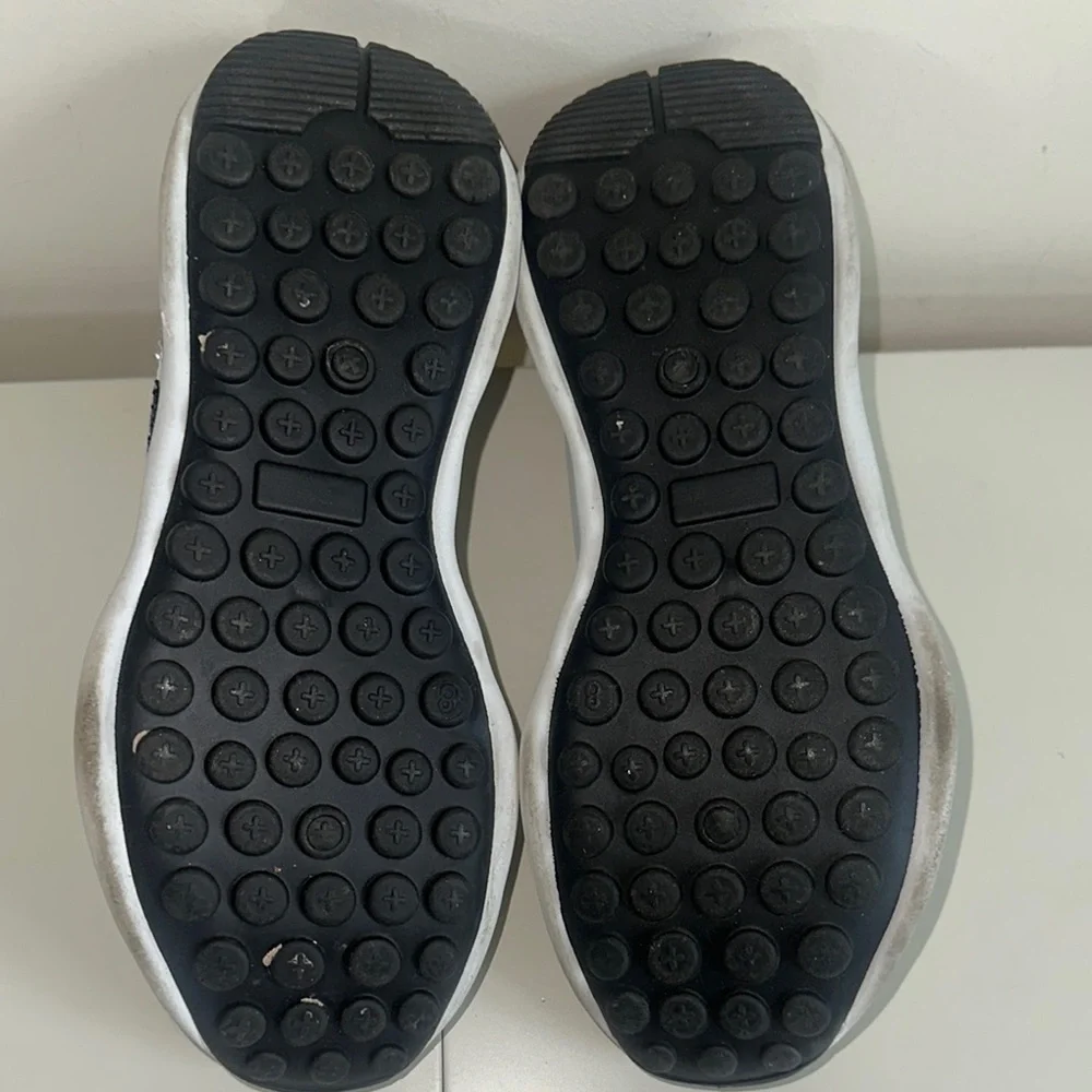 Vintage Havana White Navy and Silver Sneakers - Picture 6 of 6